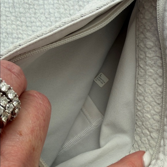 lululemon athletica Men's Hoodie - Picture 3 of 5